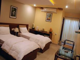 Hotel Sri Madhura Inn Hajdarabad Zewnętrze zdjęcie