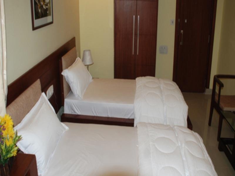Hotel Sri Madhura Inn Hajdarabad Zewnętrze zdjęcie