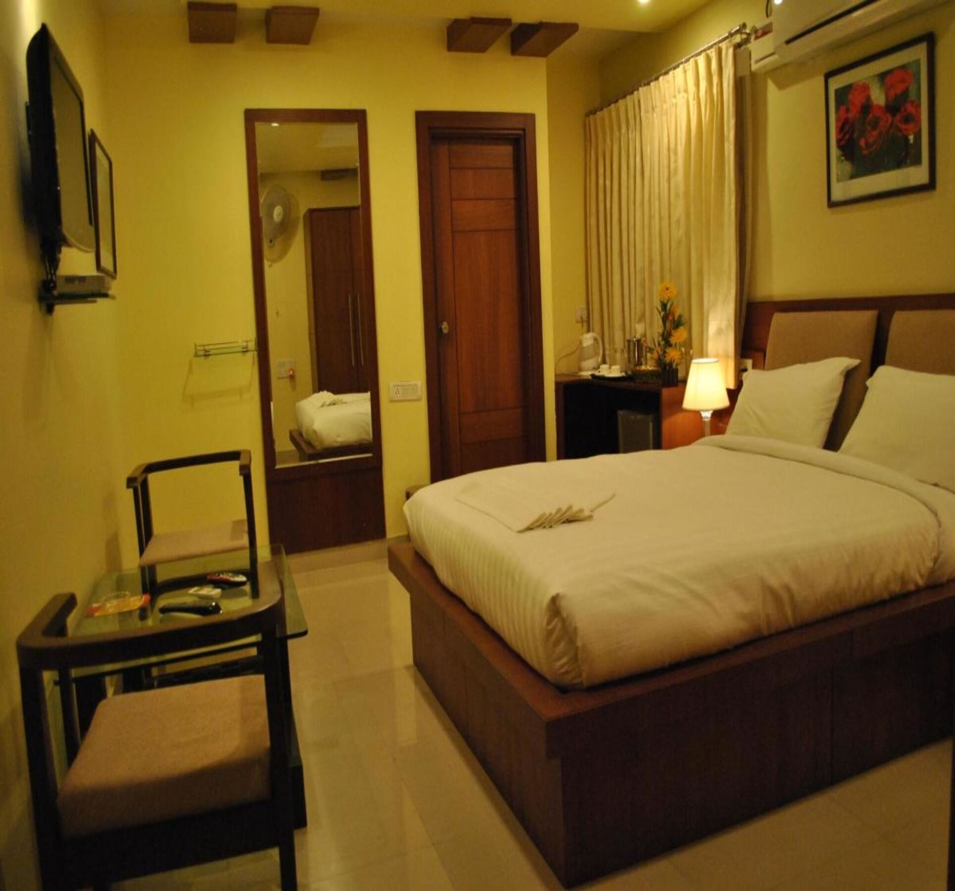Hotel Sri Madhura Inn Hajdarabad Zewnętrze zdjęcie